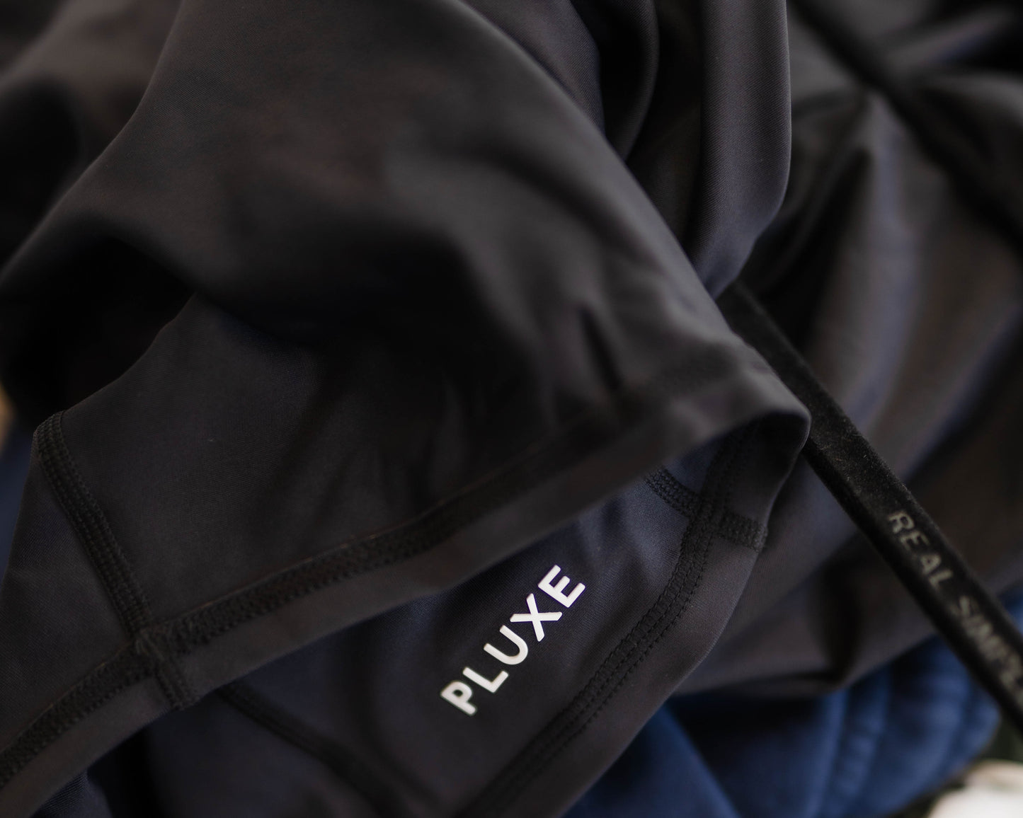 BLACK HIGH-RISE BIKER SHORT