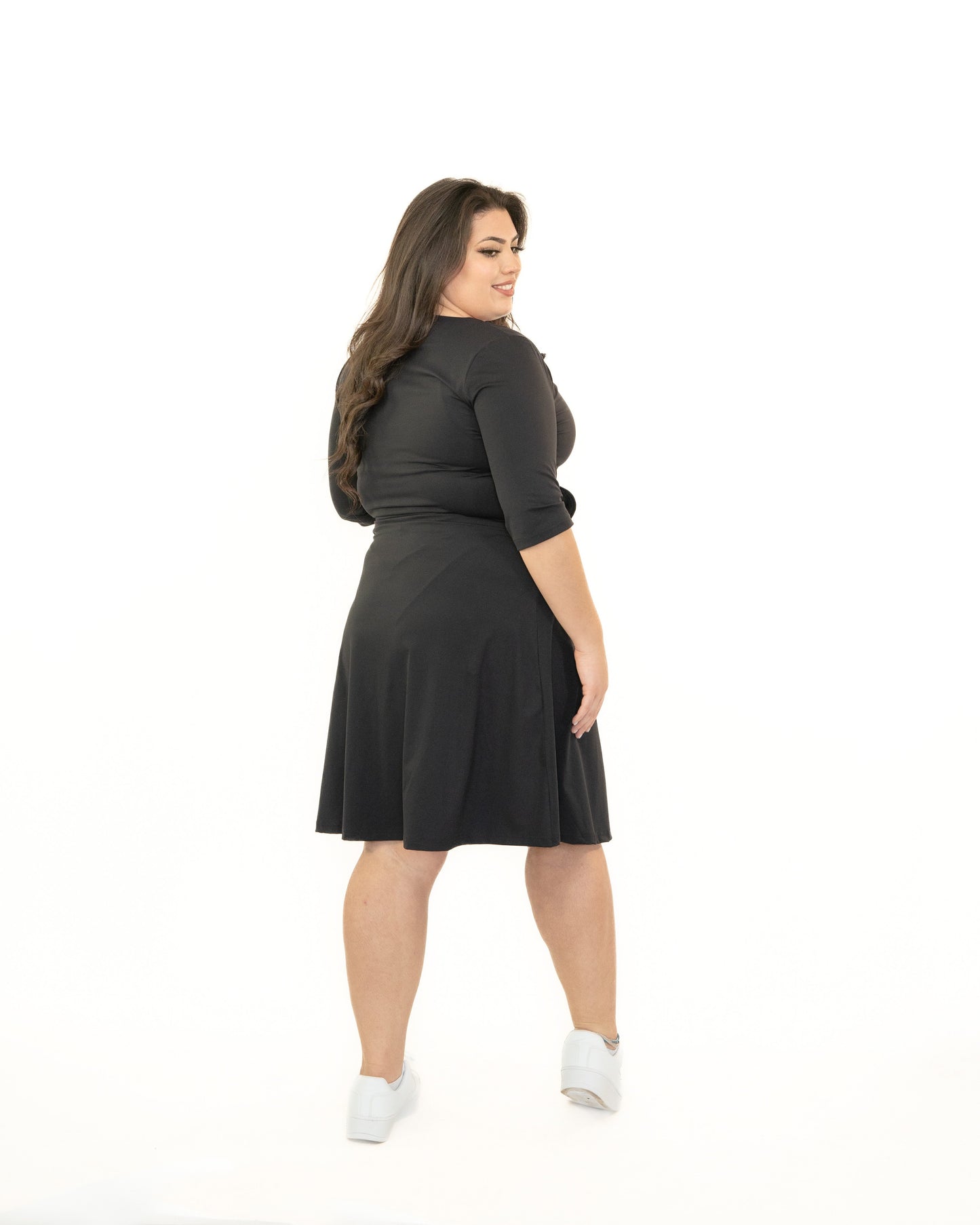 BLACK 3/4 SLEEVE QUICK ZIP DRESS
