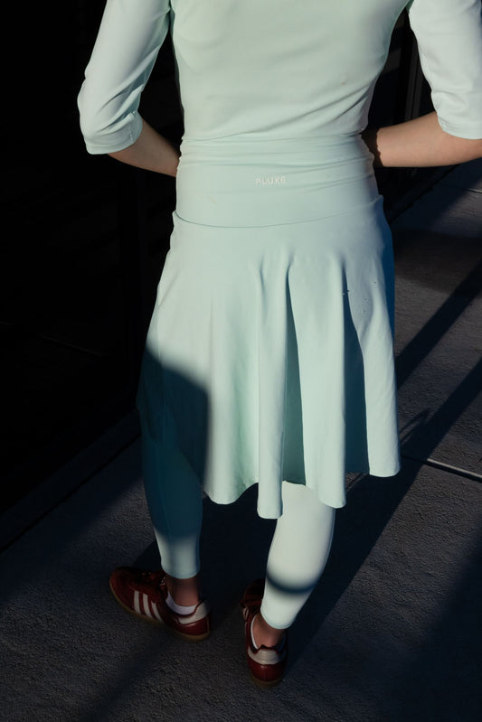MINT GREEN KNEE-LENGTH SKIRT