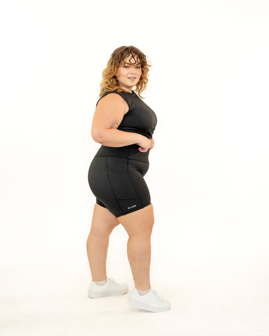 BLACK HIGH-RISE BIKER SHORT